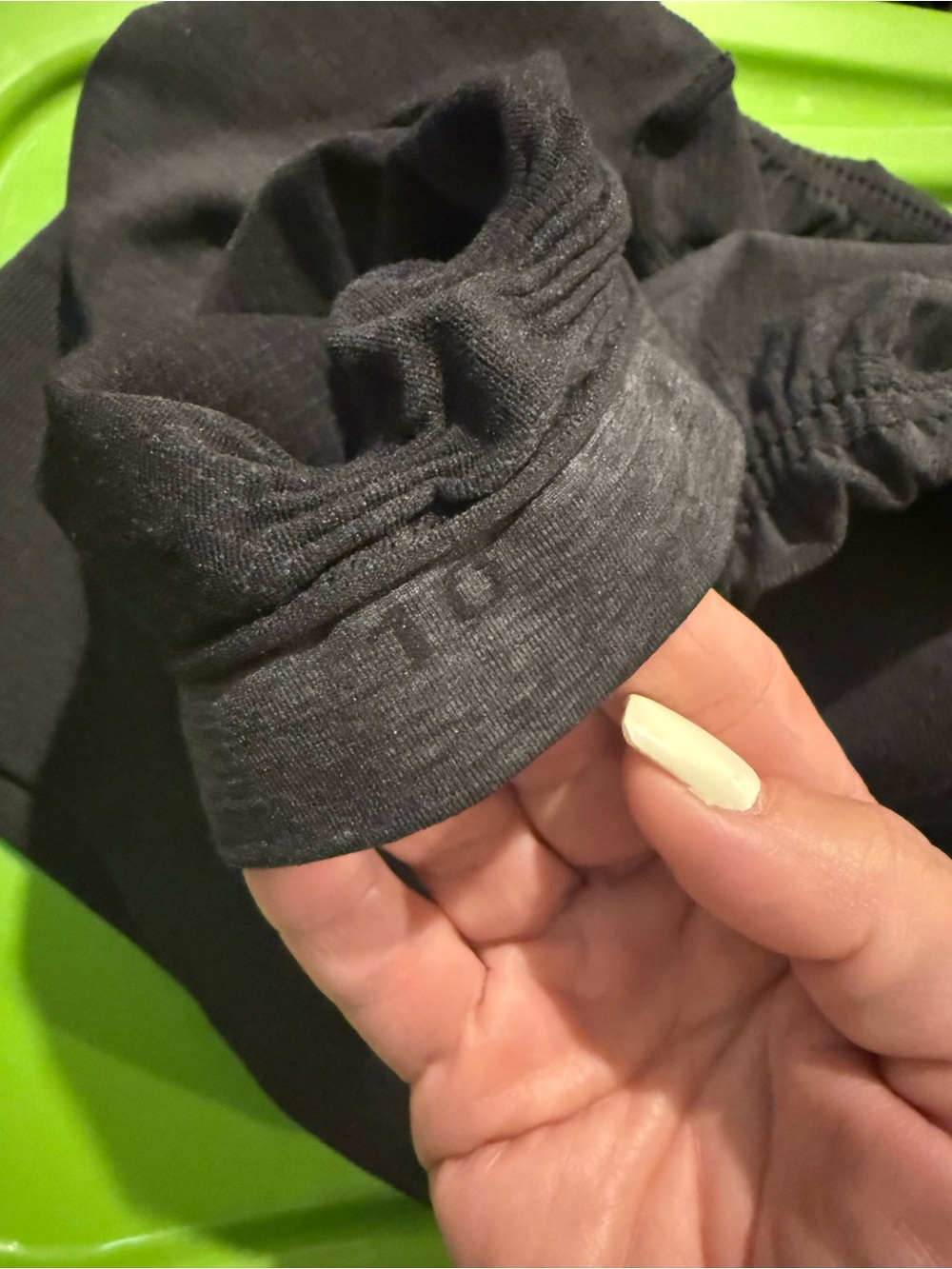 🏃‍♀️ LULULEMON Ebb to Street Crop Leggings
*Ruched Seamless
(Dark Charcoal Gray) - Picture 3 of 7